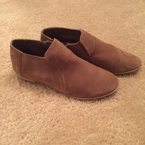 NINE WEST Booties 👢